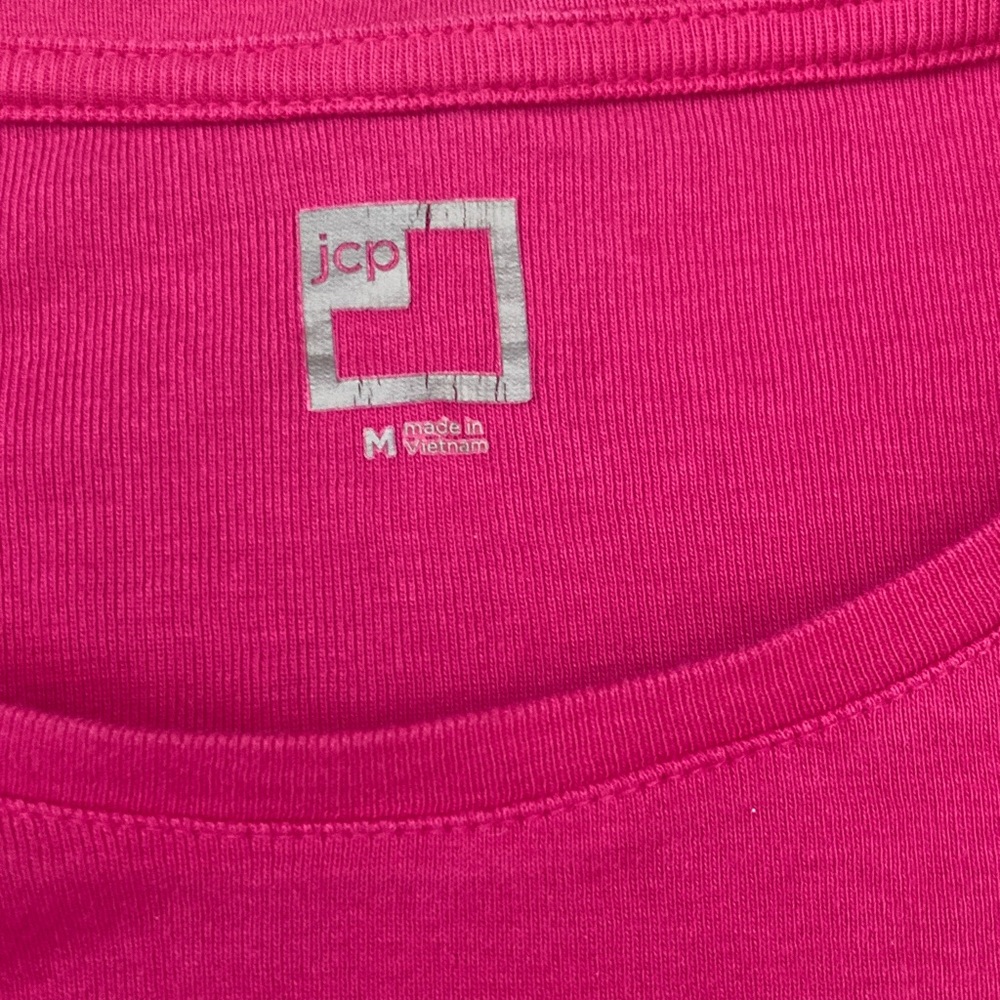 JCP Pink Top - Picture 2 of 3